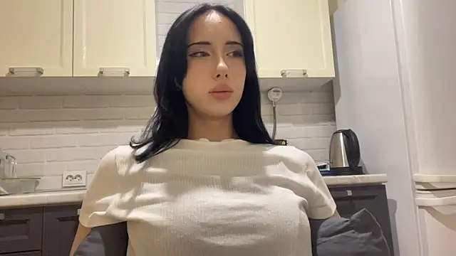 IsabellaQiueen webcam show