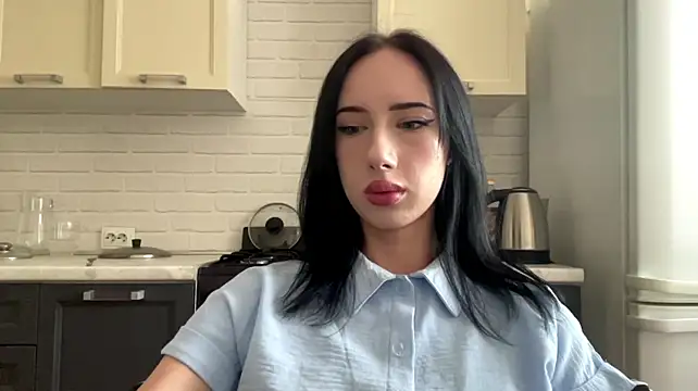 IsabellaQiueen Chat XXX in diretta