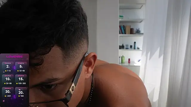 Paradise_boy__ Webcam show