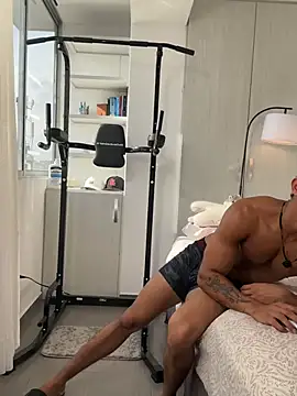 Paradise_boy__'s Webcam Show