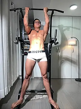 Paradise_boy__ Show in webcam