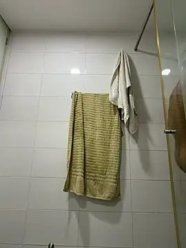 Paradise_boy__'s Webcam Show