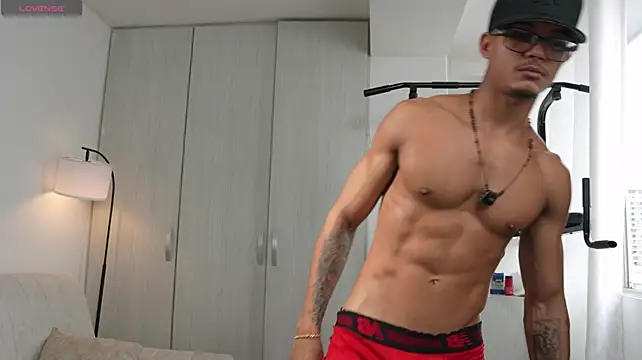 Paradise_boy__ Шоу с уебкамера