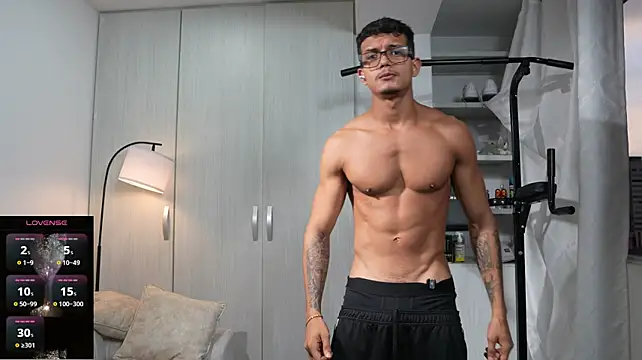 Paradise_boy__ Webcam-Show