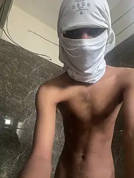 Pokazy przed kamerką – Bangloreboy10