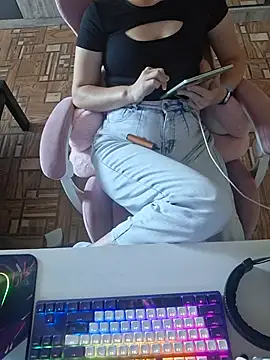 Živý XXX chat EllaStevens