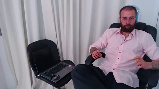 Chris_Dragon Webcam Show