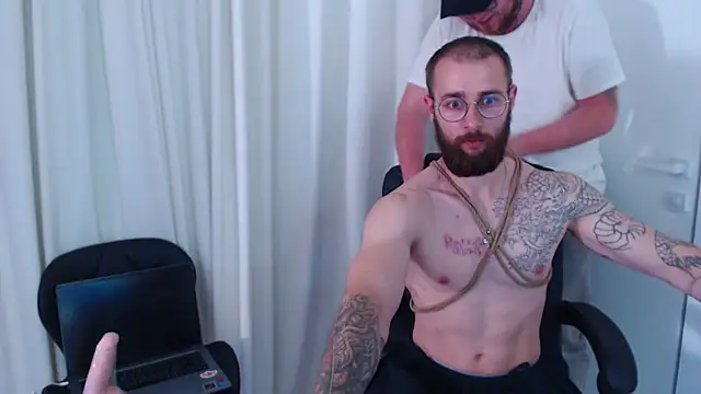Show de webcam de Chris_Dragon
