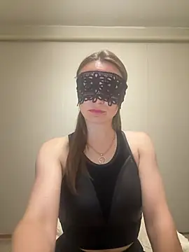 Show modela Lona-lov na web-kameri