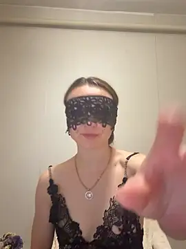 Show modela Lona-lov na web-kameri