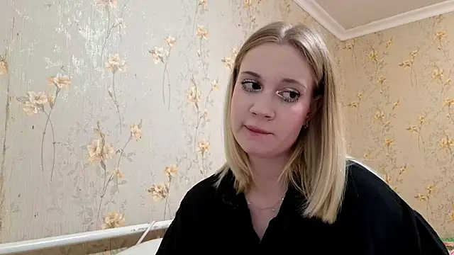renna_rine Chat XXX in diretta