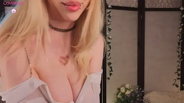 _Silknsin777 Live XXX-chat