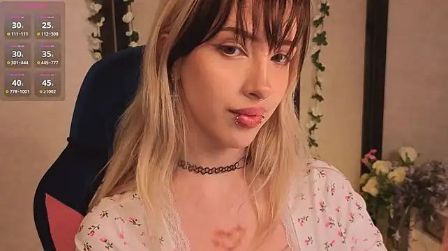 _Silknsin777n Live XXX chat
