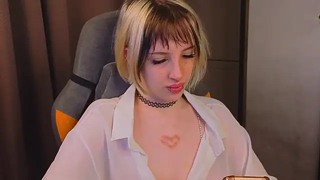 _Silknsin777's Webcam Show