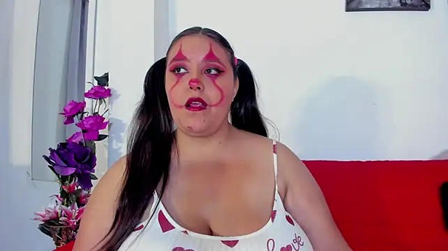 Chat +18 de Luna_w10 ao vivo