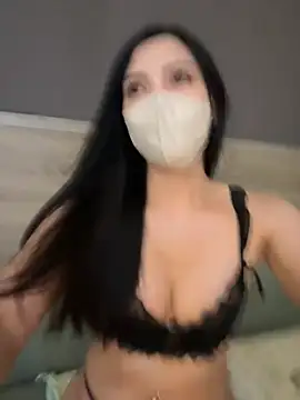 tw_nini530 在線直播表演