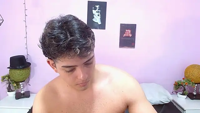 zayne_lyon webcam show