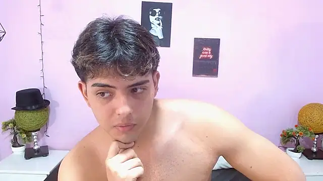 zayne_lyonn Webbikameraesitys