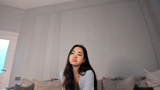 Chat XXX en directo de mei_noir