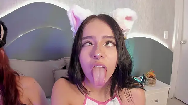 Show modela Scarlett_smith_33 na web-kameri
