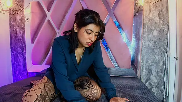 _Angel_dustt's Live XXX Chat