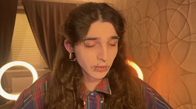 عرض كام Kriisp