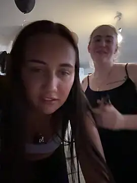 BaddieRiRi224 – webcam-show