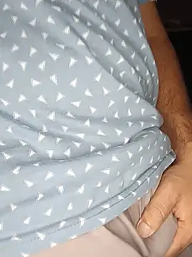 _naughtyboyX_'s Webcam Show