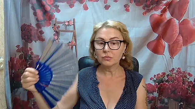 LindaSloboda: вебкам-шоу