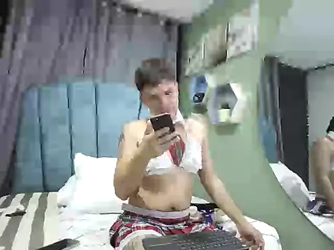Show de NahomiFoxTs na webcam
