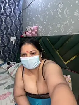 BarbieJasmine: διαδικτυακό σόου στην κάμερα