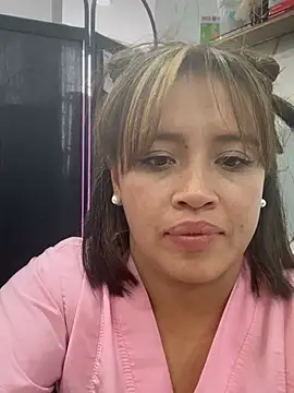 Melany-1 Show in webcam