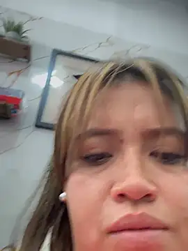 Melany-1 Webcam Show