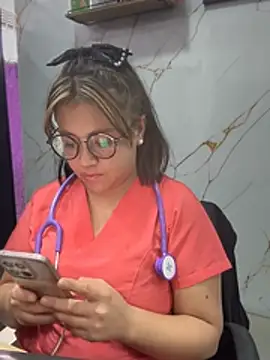 Melany-1 webcam show