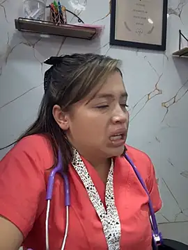 Melany-1 Adlı Modelin Canlı XXX Sohbeti