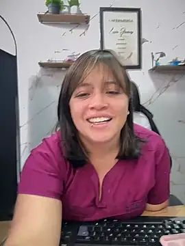 Melany-1's Live XXX Chat