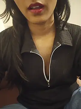 צ'אט XXX בשידור חי של _Sexy_Lilly_