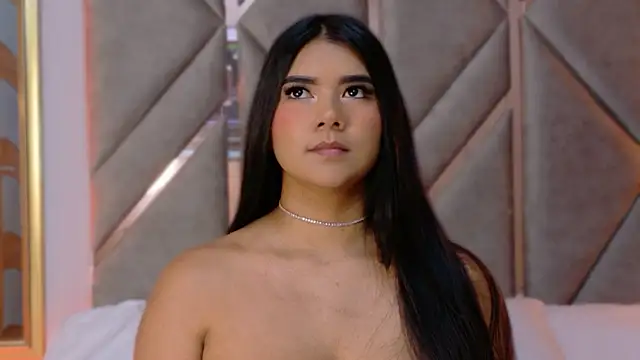 Lily-Rose- Webcamshow
