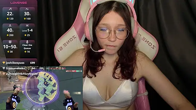PiinkiAura Webcamshow
