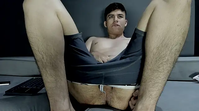 Thiago_Betancourt – webcam-show