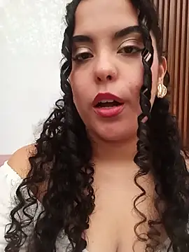 Czat XXX na żywo – NicolleOverton