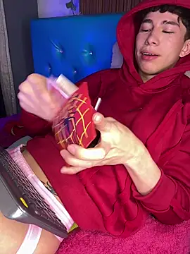 הופעת וובקאם של Kael_Prince