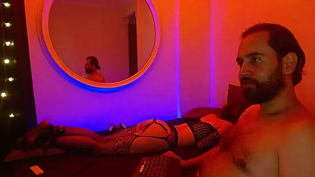 Webkamerová show Obey_mee1
