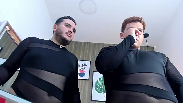 Tyler_Gaelln Webbikameraesitys