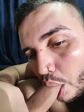 Tyler_Gaell Pertunjukan Webcam