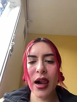 Soffi_hoot's Webcam Show