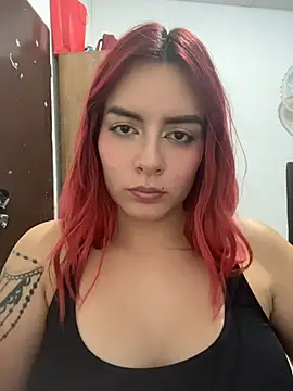 Czat XXX na żywo – Soffi_hoot