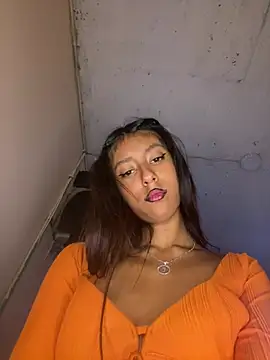 DakottaVelvett17 – Naživo XXX chat
