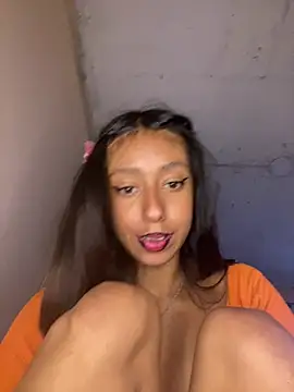 DakottaVelvett17's Live XXX Chat