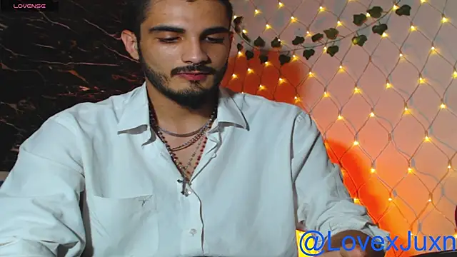 Webkamerová show LovexJuxn77